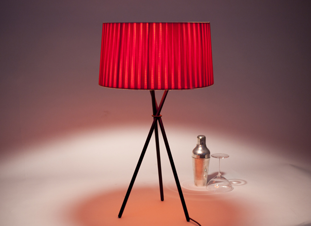 Tripode G6 Table Lamp by Santa and Cole Lamps